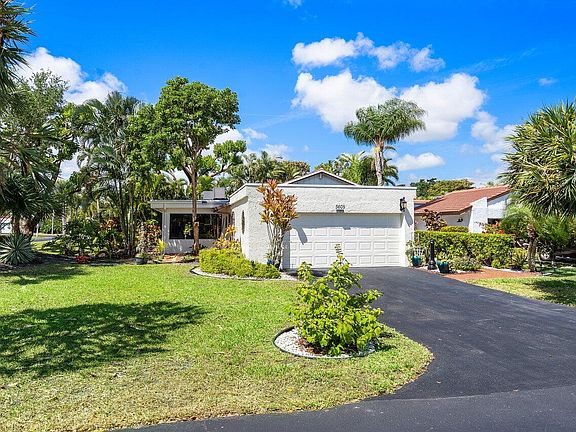 2nd image of 5605 Ainsley Court