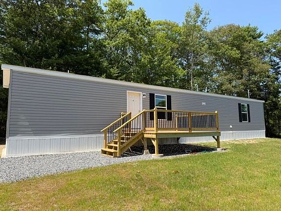 2nd image of 17 Bay Woods Road