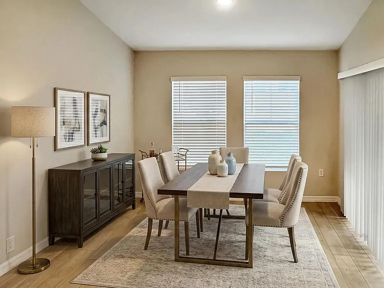 2279 Canyon Oak Dr — Photo 8