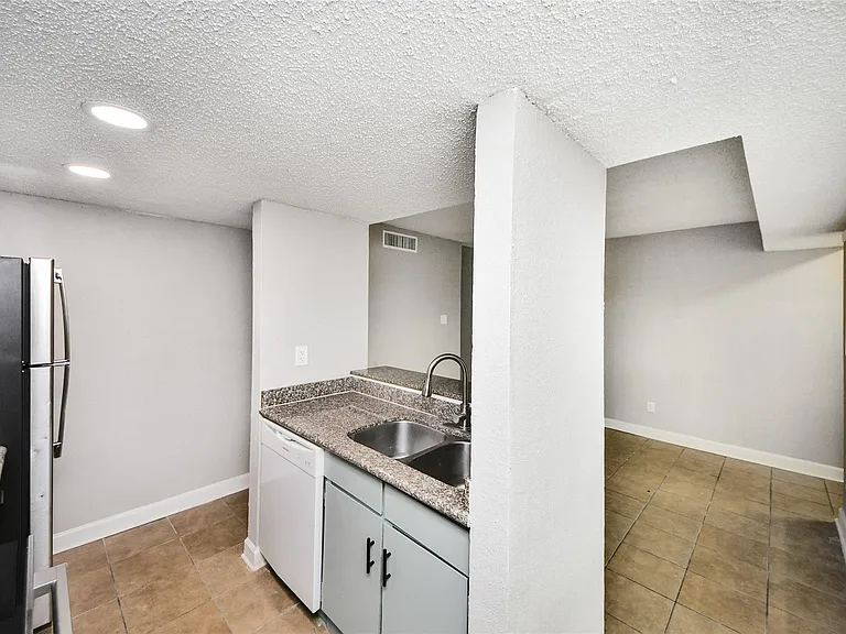 781 Country Place Dr #2003 — Photo 16