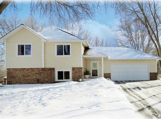 9158 Ives Ln N, Maple Grove, MN 55369