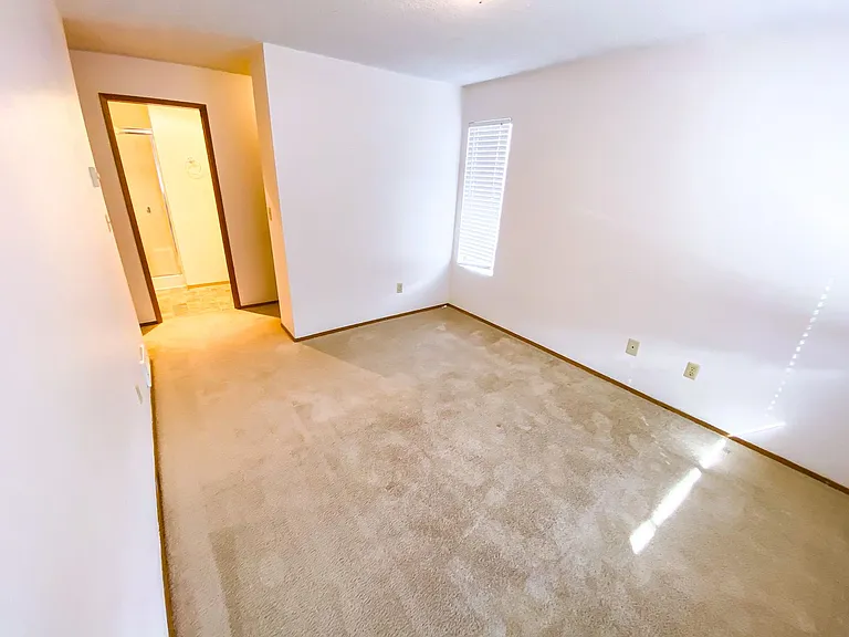 Twin Cedars Apartments — Photo 23