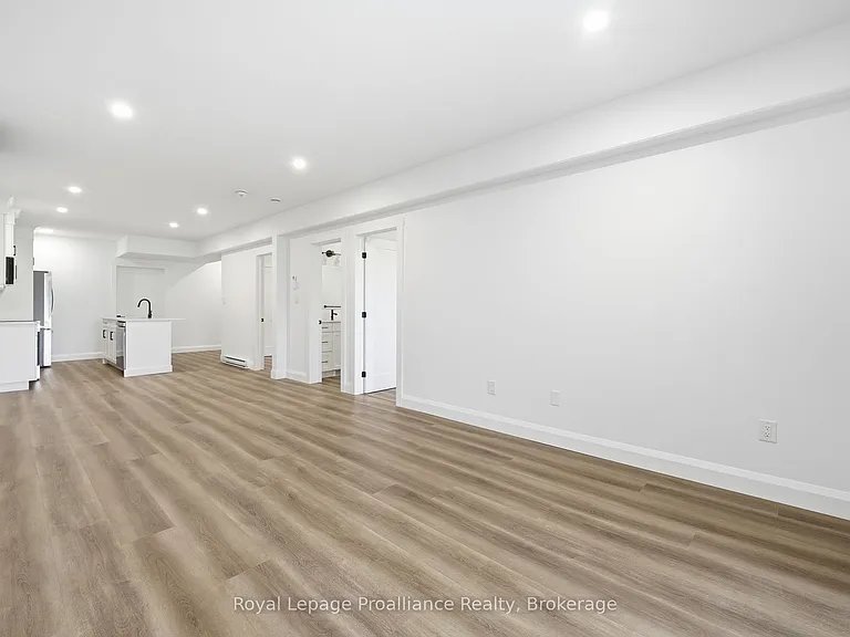 90B Lywood St #LOWER — Photo 18