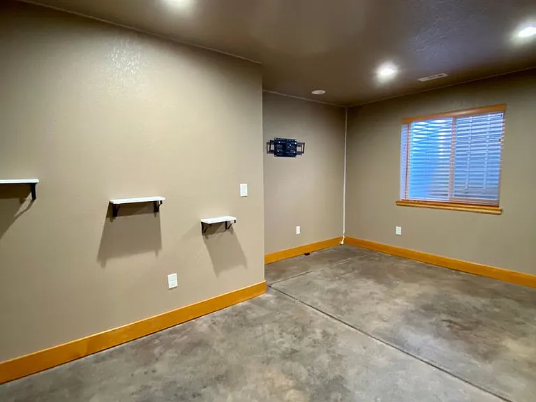4549 Desert Varnish Dr — Photo 34