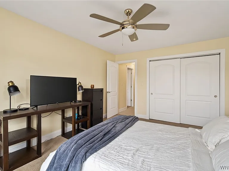 36 Harbour Pointe Cmn — Photo 15