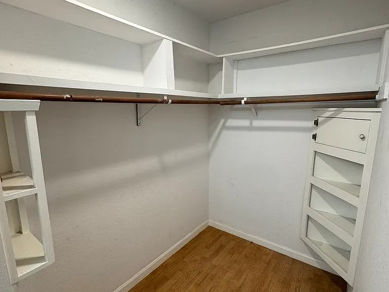 5333 Primrose Dr #34B — Photo 8