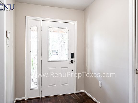 2nd image of 108 N Delmont Dr W