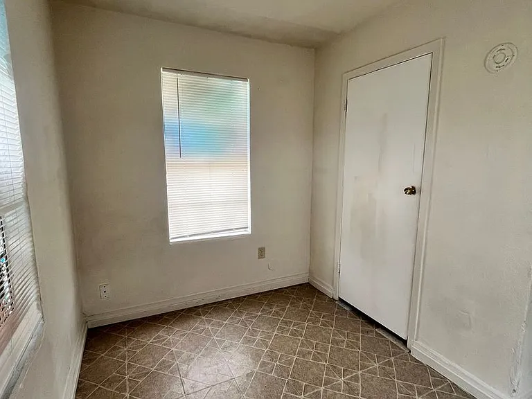 206 Spruce St #B — Photo 8