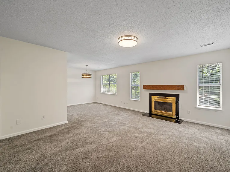 4228 Edith Ln #H — Photo 9