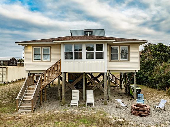 2nd image of 3126 Topsail Avenue