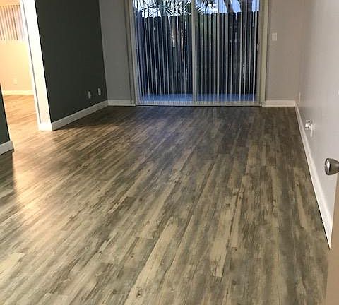 3rd image of 1747 Chalcedony St #6