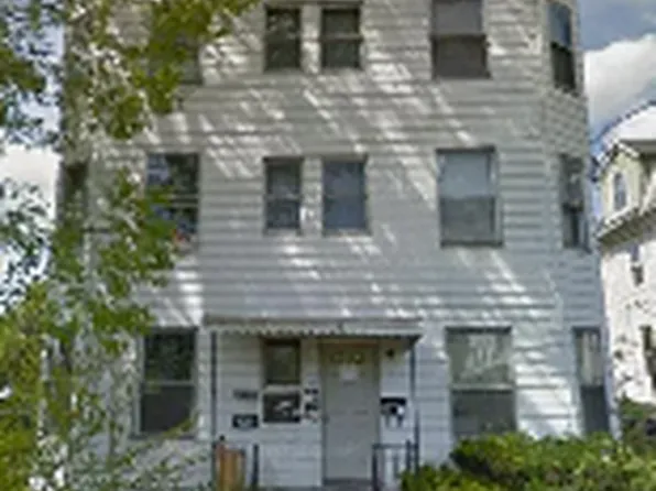 55 Luke St APT 1, Waterbury, CT 06706