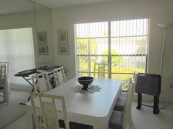 4th image of 5 Stratford Dr APT B
