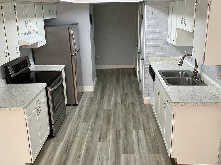 Eat-in Kitchen _Stove,refrigerator, dishwasher, & disposal, & 2 Pantries