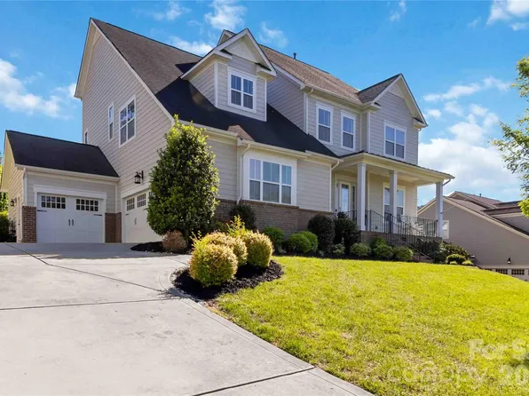241 Monteray Oaks Cir, Fort Mill, SC 29715