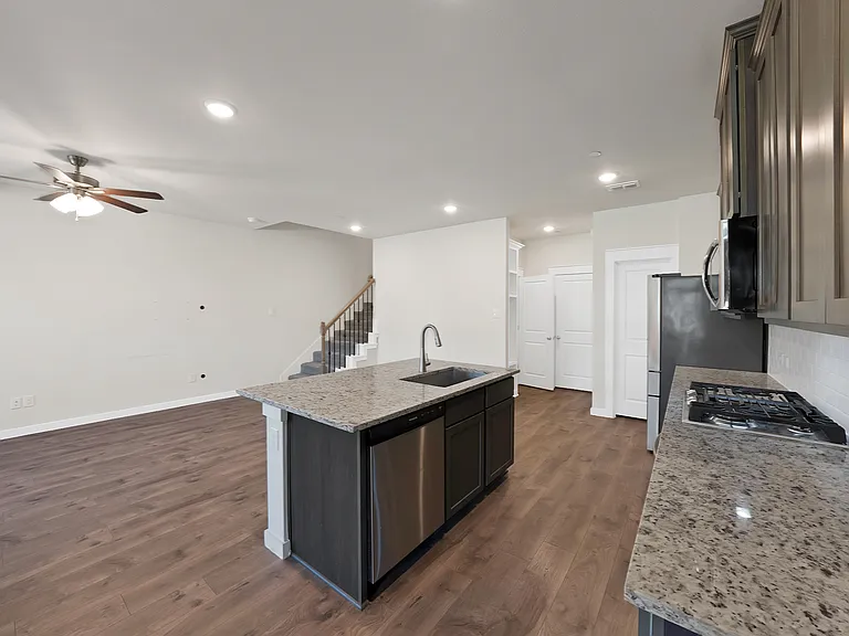 6610 Baritone Ct — Photo 3