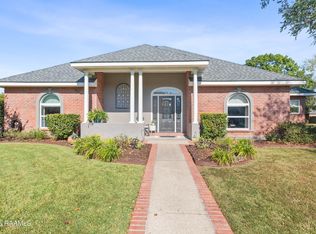 100 Pomerol Pl, Lafayette, LA 70503