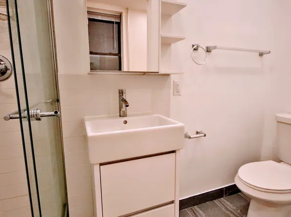 112 East 7th Street image 10 of 11