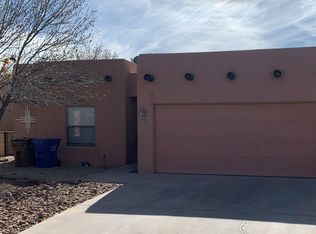 2022 Corn Dr, Las Cruces, NM 88001