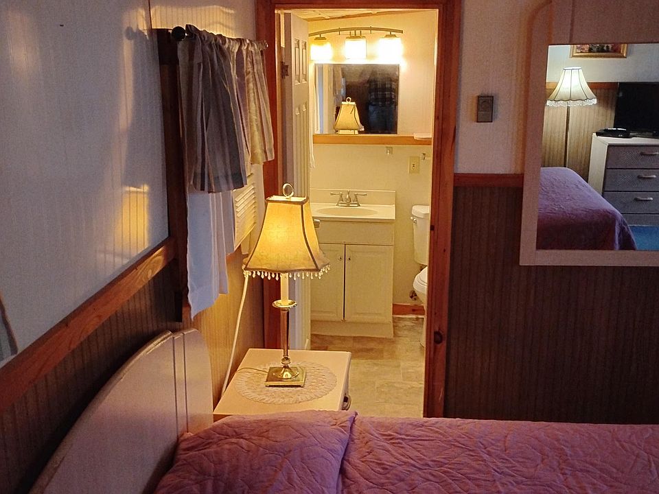 2nd image of 147 Bucksport Rd #9