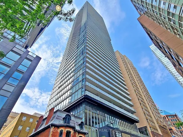 15 Grenville St, Toronto, ON