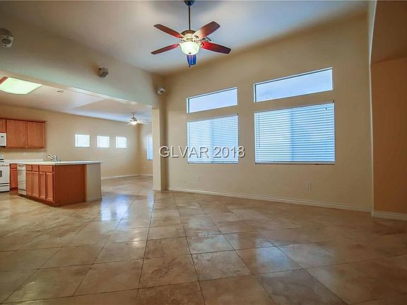 5th image of 72 Vallejo Verde St