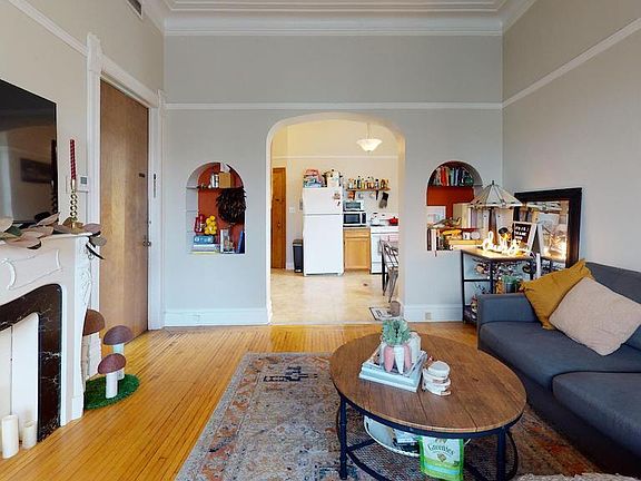 4th image of 1801 N Lincoln Park W #2F