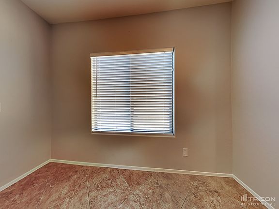 4th image of 20536 N 261st Ave