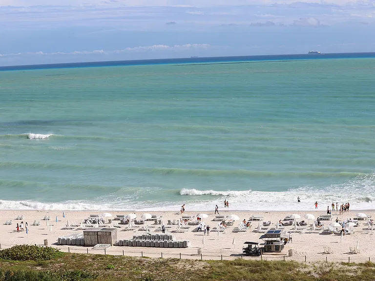 2301 Collins Ave #1015 — Photo 45