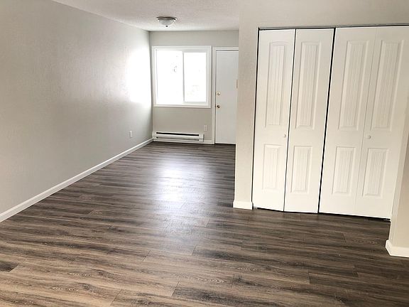 Living Room/Dining Room Area. Washer/Dryer in unit!