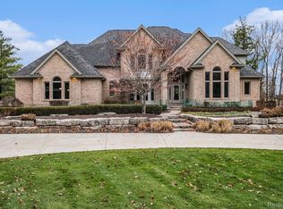 4030 Waterland Dr, Metamora, MI 48455