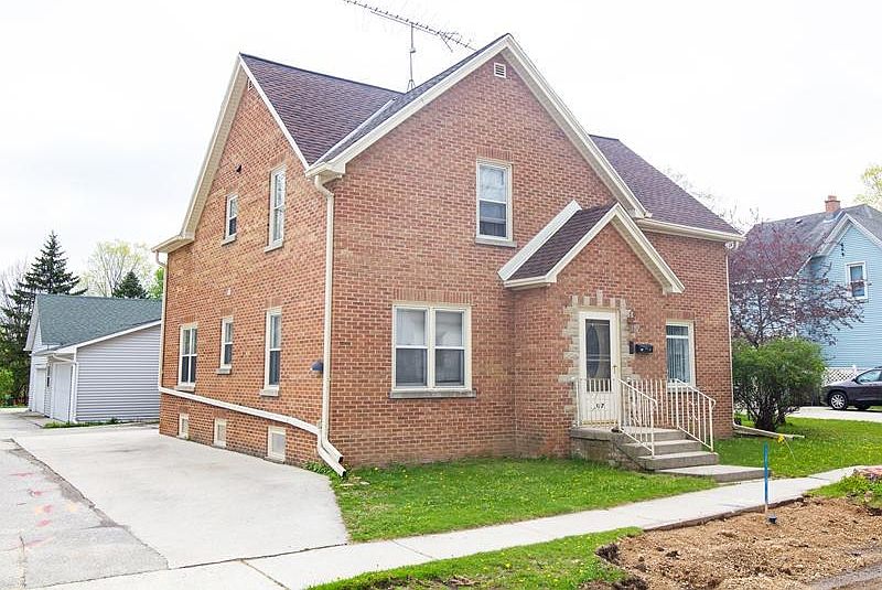1st image of 517 Smith St #1/2