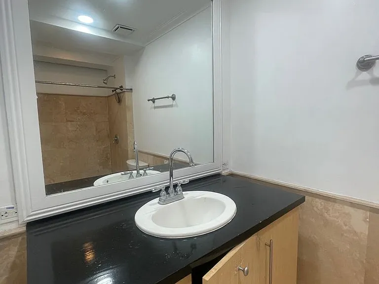 230 Calabria Ave — Photo 21