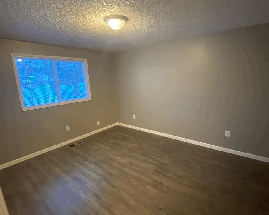 1st image of 416 E C St #416