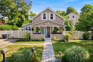 photo property thumbnail