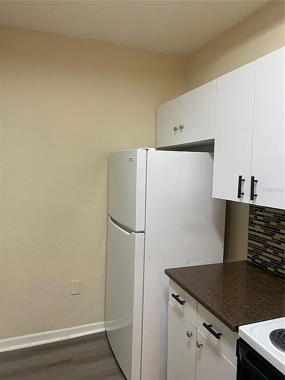 1 bed, 1.0 bath, 780 sqft, $1,325 — Photo 4