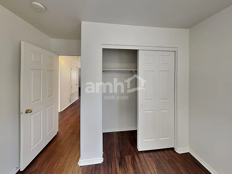 18541 W Valerie Dr — Photo 17
