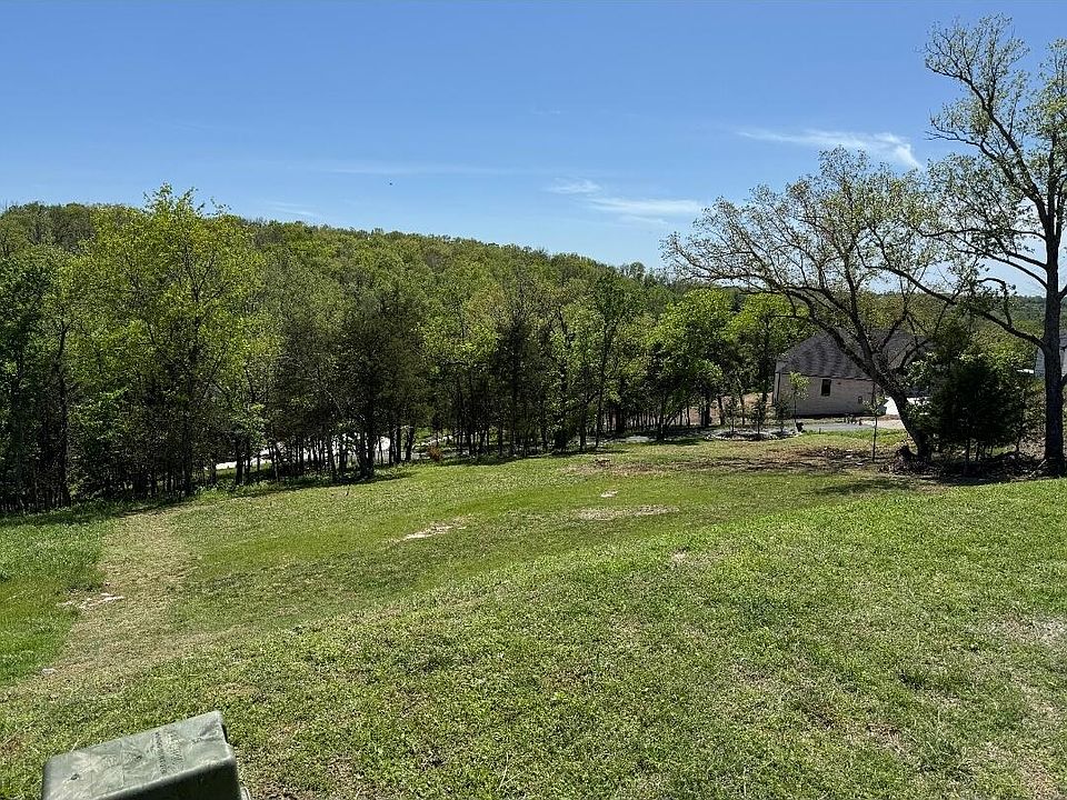 2nd image of 6204 S Maryland Avenue