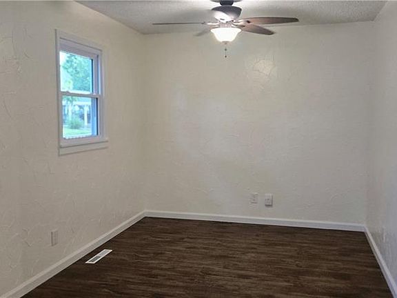 4th image of 113 W Antelope St