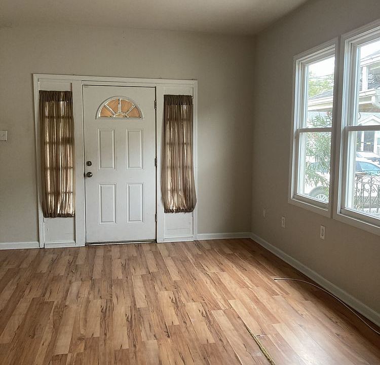 1st image of 1323 Mazant St #1