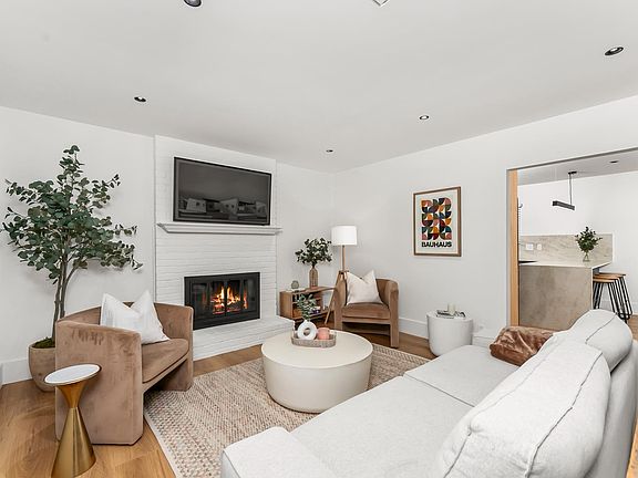 5th image of 2802 Layton Dr