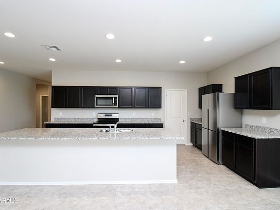 3rd image of 1027 W Avalon Canyon Drive