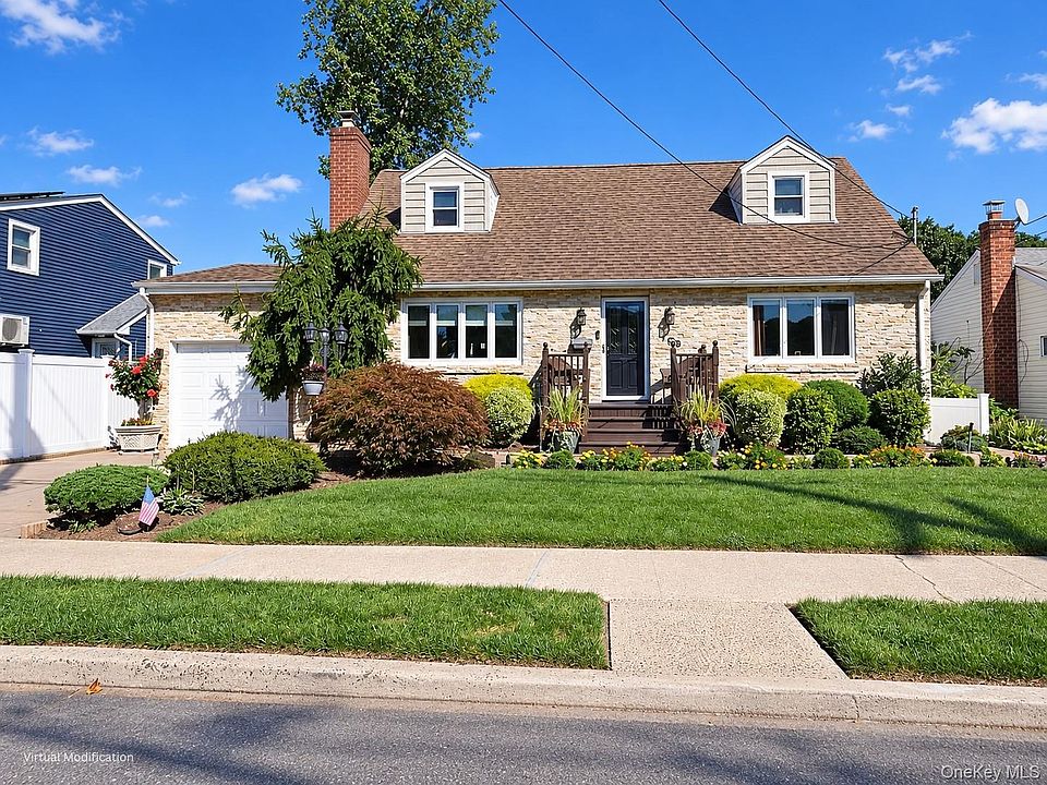 1st image of 169 Doris Avenue
