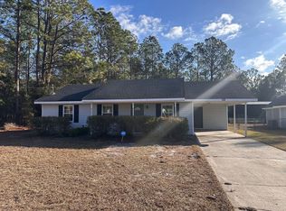 1114 Kelly Dr, Hinesville, GA 31313
