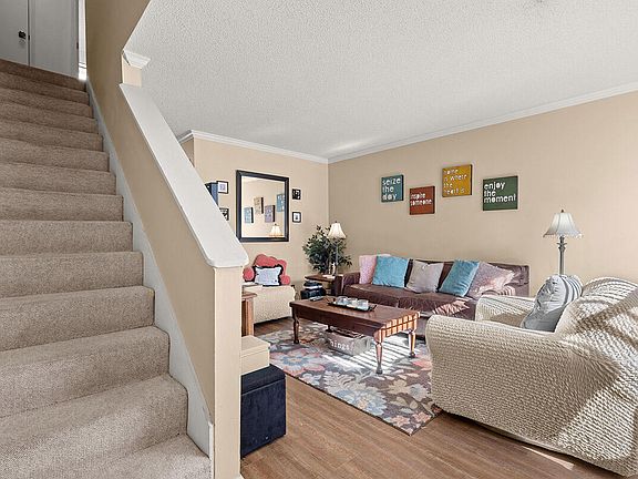 4th image of 6248 Lucille Dr #15C
