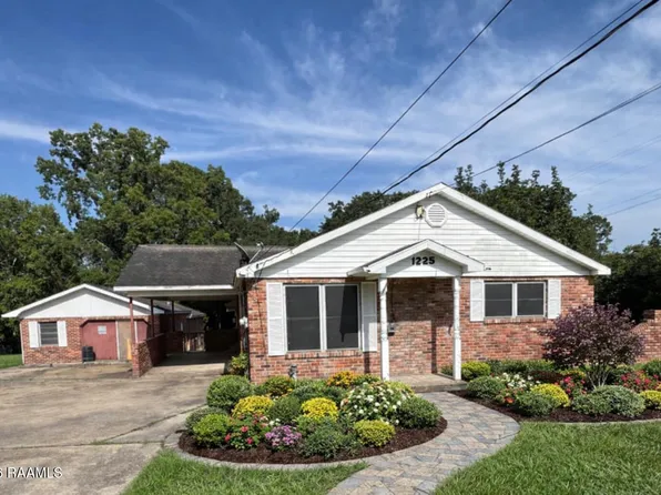 1225 S Railroad Ave, Opelousas, LA 70570
