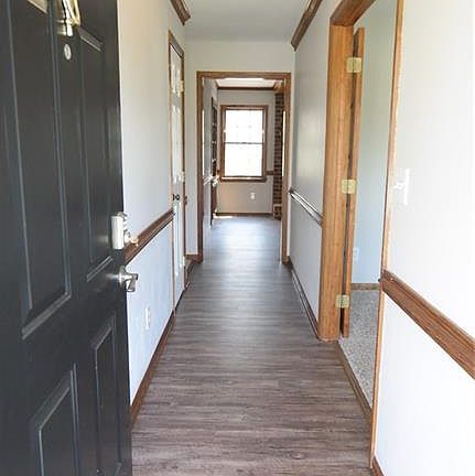 5th image of 709 Mildenhall Dr