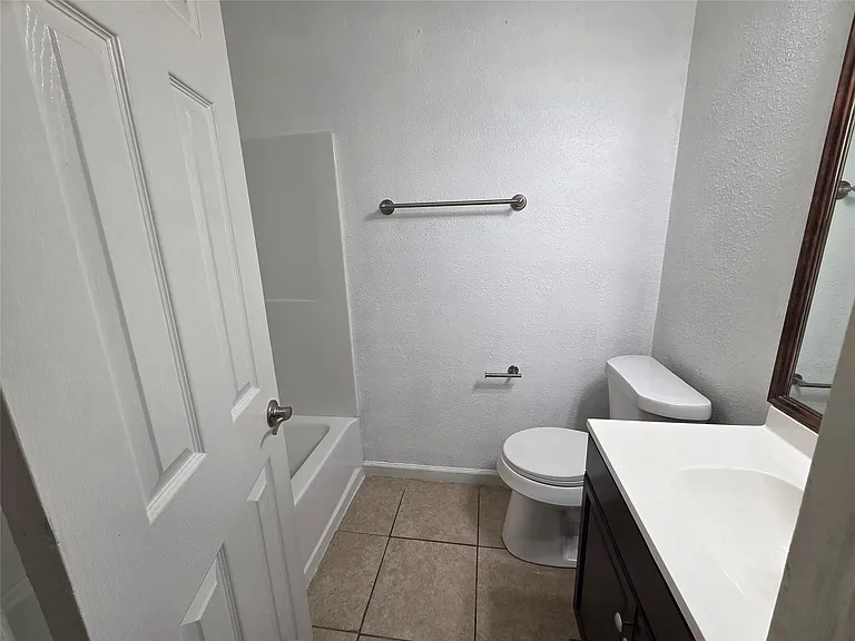 1810 Nicole Cir #A — Photo 13