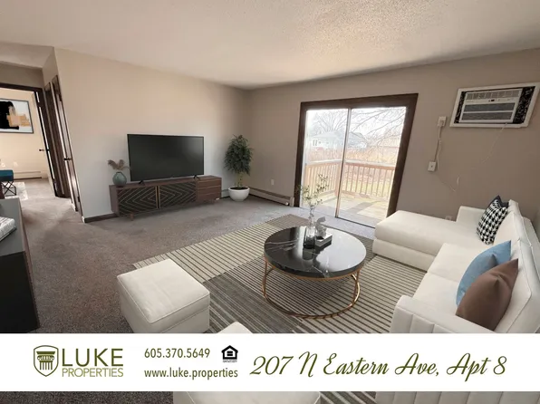 207 N Eastern Ave, Hartford, SD