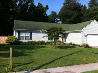 8 Willow Breeze Ct, Portsmouth, VA 23703